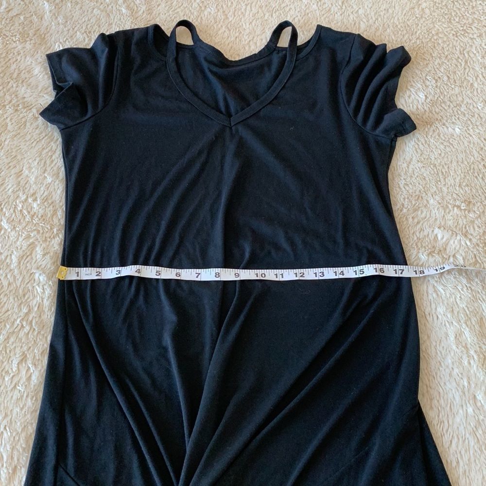 Black cold shoulder T shirt dress - Picture 12 of 16